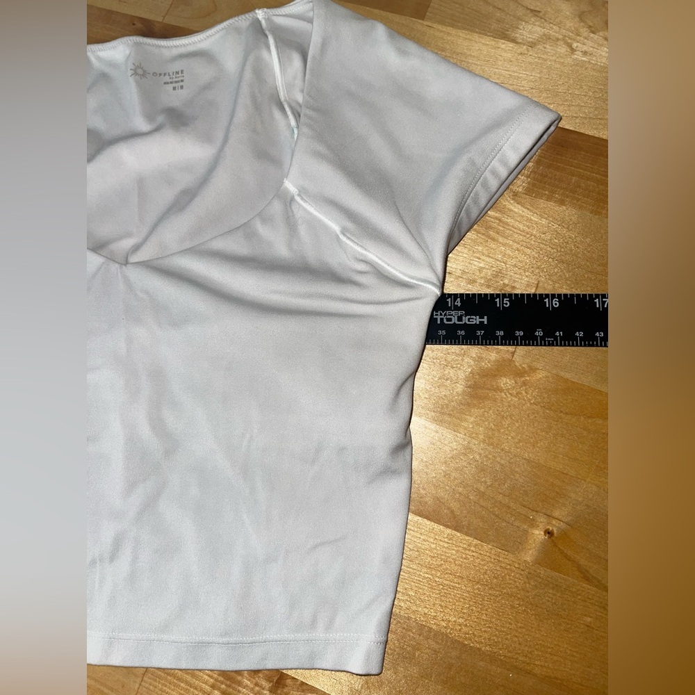 Aerie Offline Short Sleeve Crop Top - Picture 15 of 16